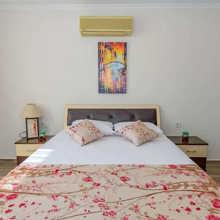 Villa Exclusive With Private Pool, 1001