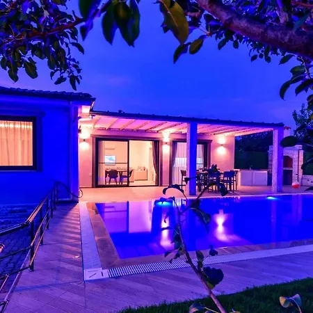 Exclusive With Private Pool, 1001 Fethiye